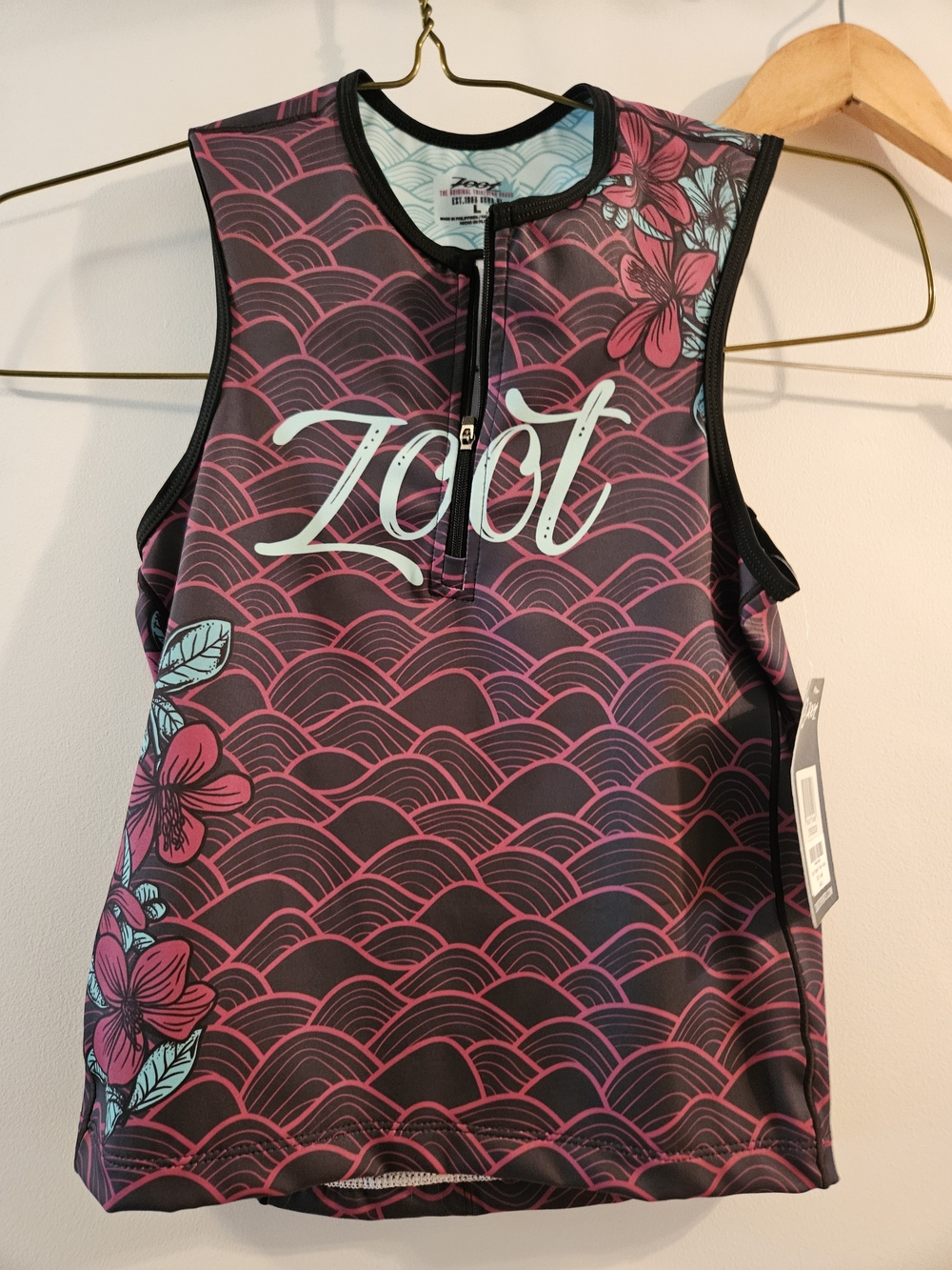 Zoot Black Pink Floral Sleeveless Athletic Top